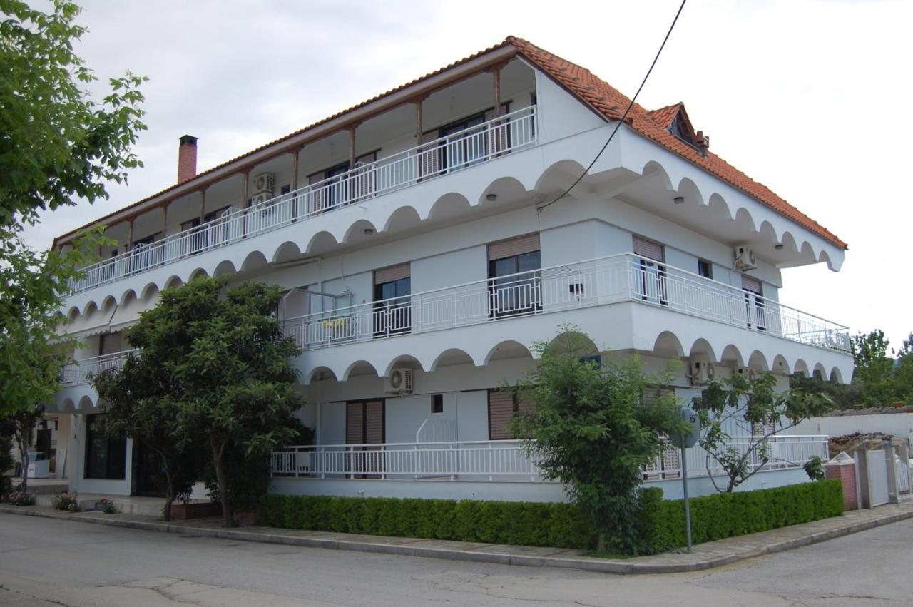 Giorgos Apartments Square Vrasná Exterior foto